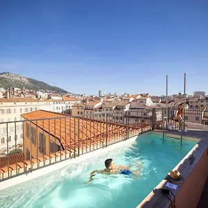 4* Отель L'eautel Centre Port